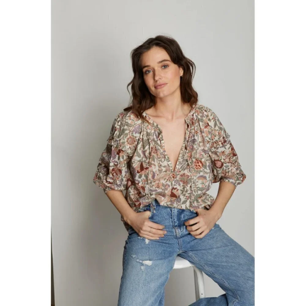 💕ANTHROPOLOGIE LOVE THE LABEL💕 Botanical Top M